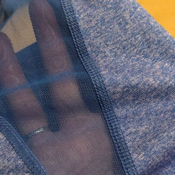 ZELLA Capri yoga pants - Picture 4 of 4